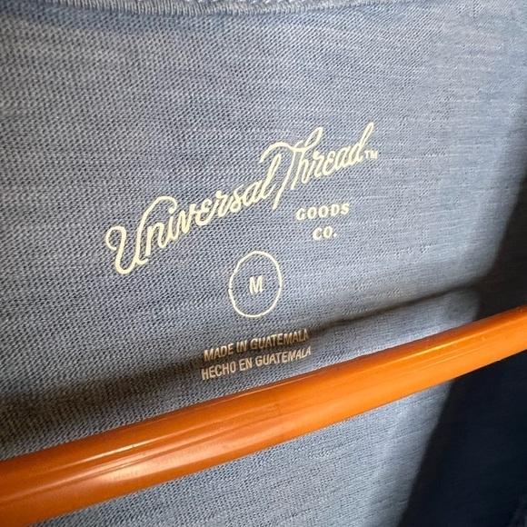 BAG159. Universal Thread Blue Heathered Short Sleeve 100% Cotton Tee M - Picture 4 of 5